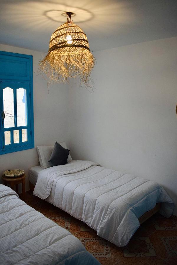 Guest house Sunny Wave Surf & Yoga *