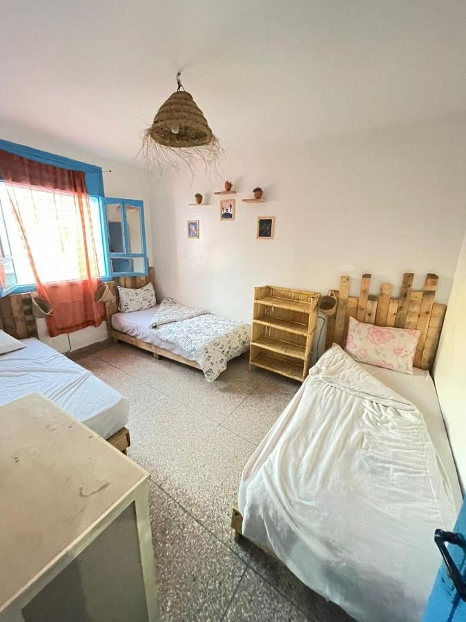 Sunny Wave Surf & Yoga Guest house